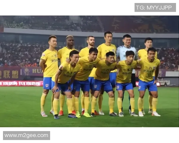 陕西大秦之水与青岛黄海上半场激战回顾与精彩瞬间分析